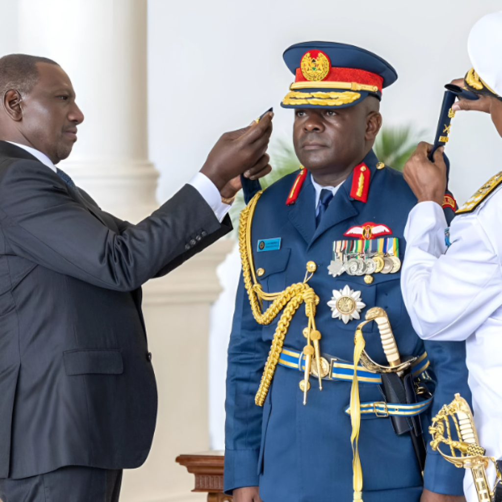 Ruto Promotes Ketter to Lieutenant General, Appoints New Kenya Army and Air Force Commanders